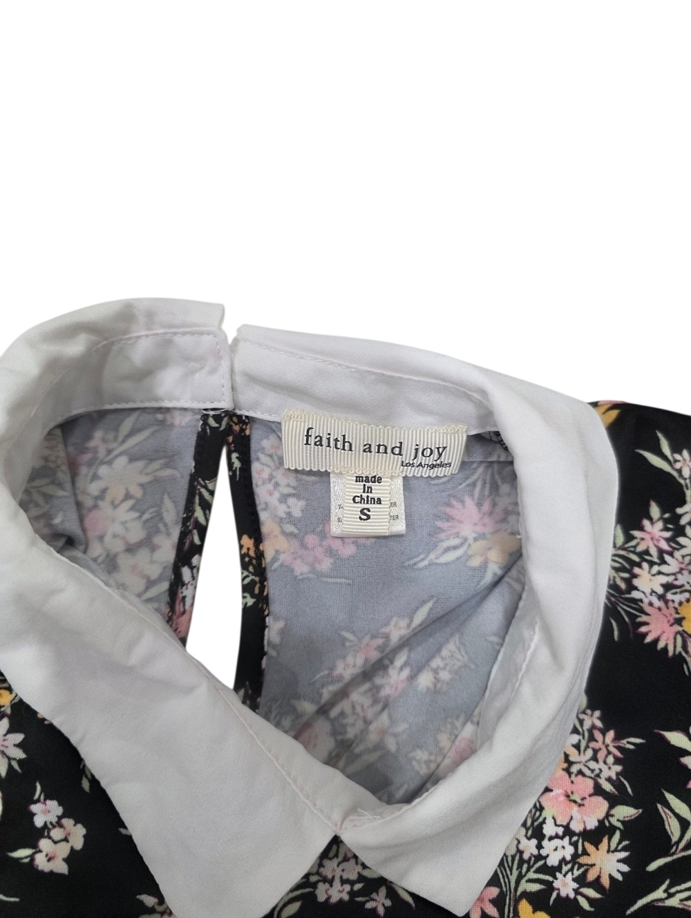 Faith And Joy Black Floral Collared Top With White Trim And Tie Sleeves S - Picture 4 of 4